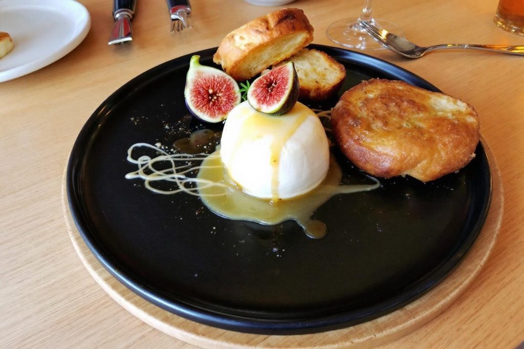 Quel pain choisir pour accompagner le foie gras ? Guide complet pour une dégustation parfaite